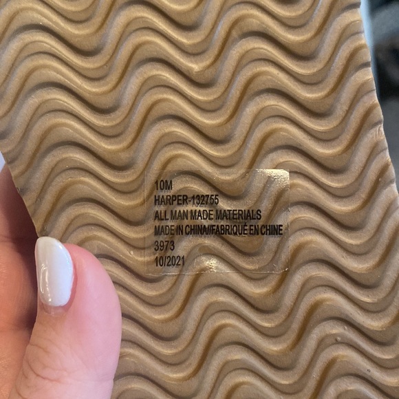 Sandles - Picture 2 of 2